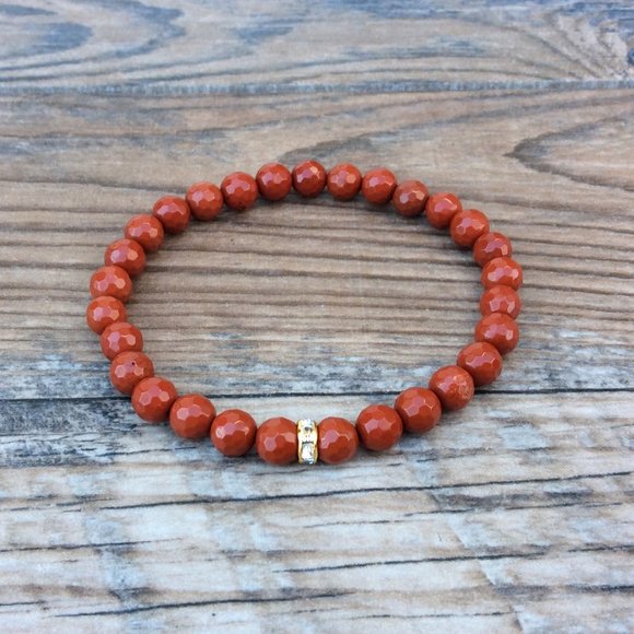 Red Jasper bracelet - dainty bracelet 6mm, root chakra, crystal healing - Picture 3 of 10